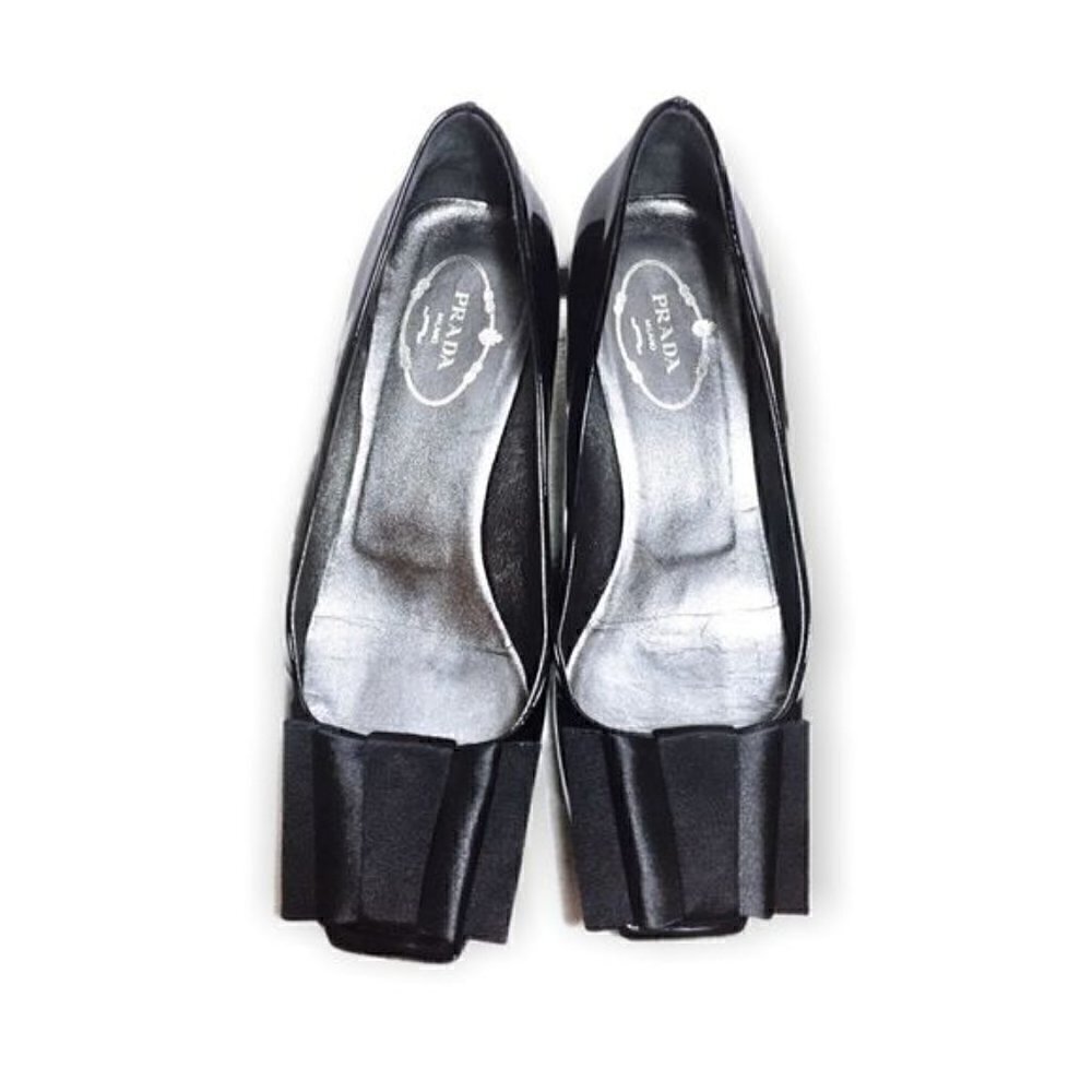 Prada patent leather pump with grosgrain bows Size 38.5 EU, in  Original Box - Picture 12 of 12